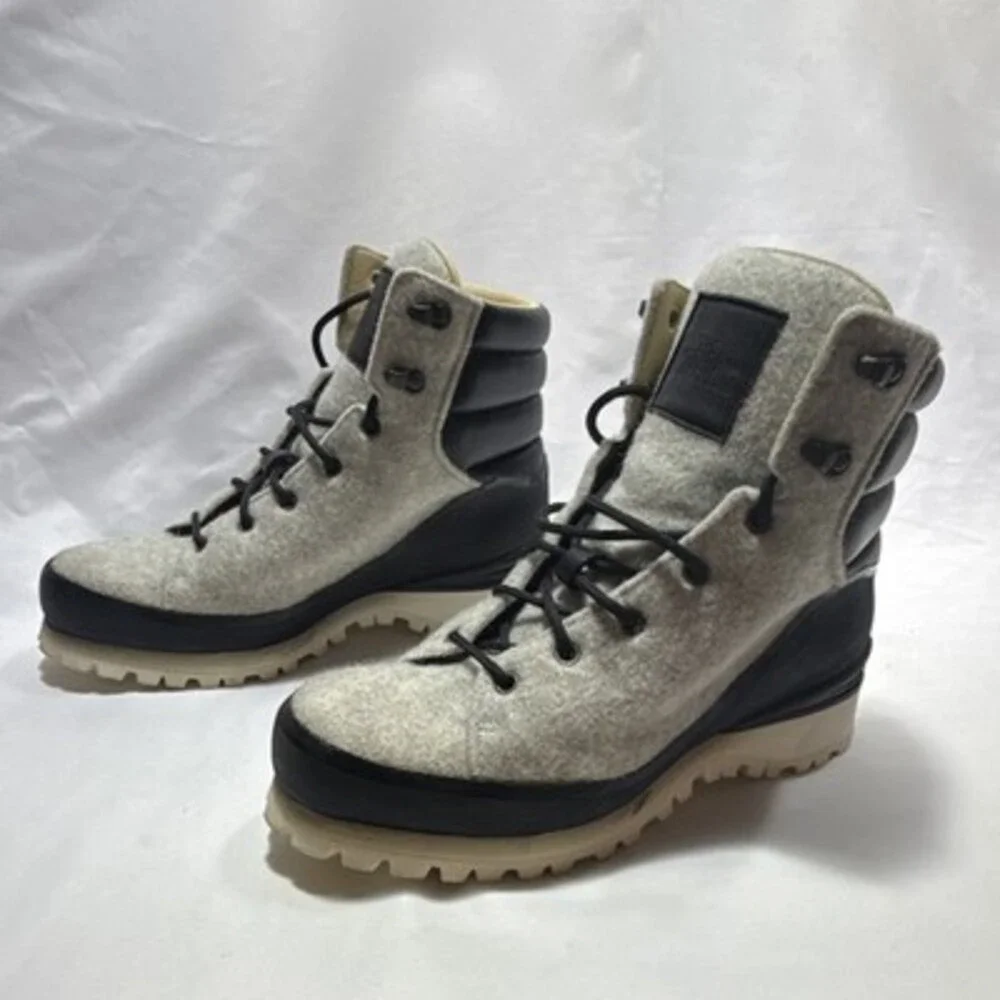 N/A north face